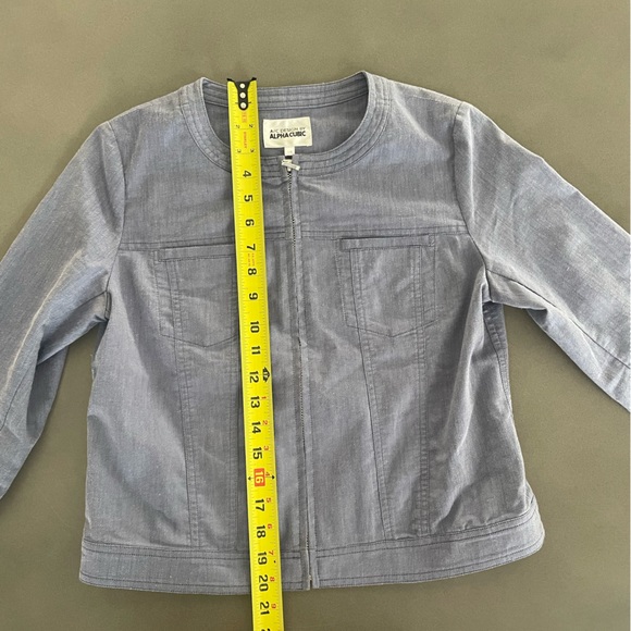 A/C DESIGN BY ALPHA CUBIC Crop Jacket - Picture 9 of 10